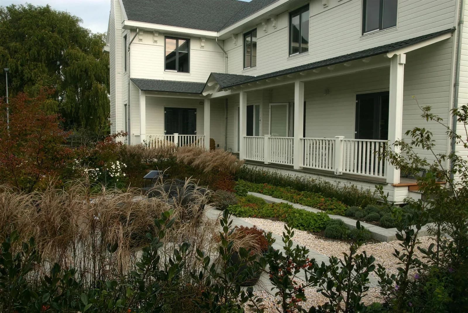 Strakke tuin in Den Haag met inspiratie uit de omgeving
